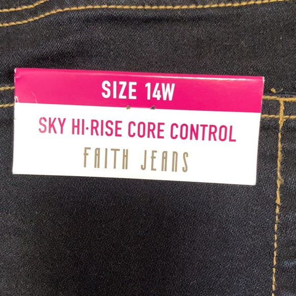 Faith Jeans short sky hi rise core control cuffed jean short 14W - Picture 14 of 15